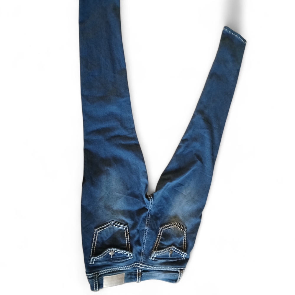Classic Blue Skinny Jeans for Women